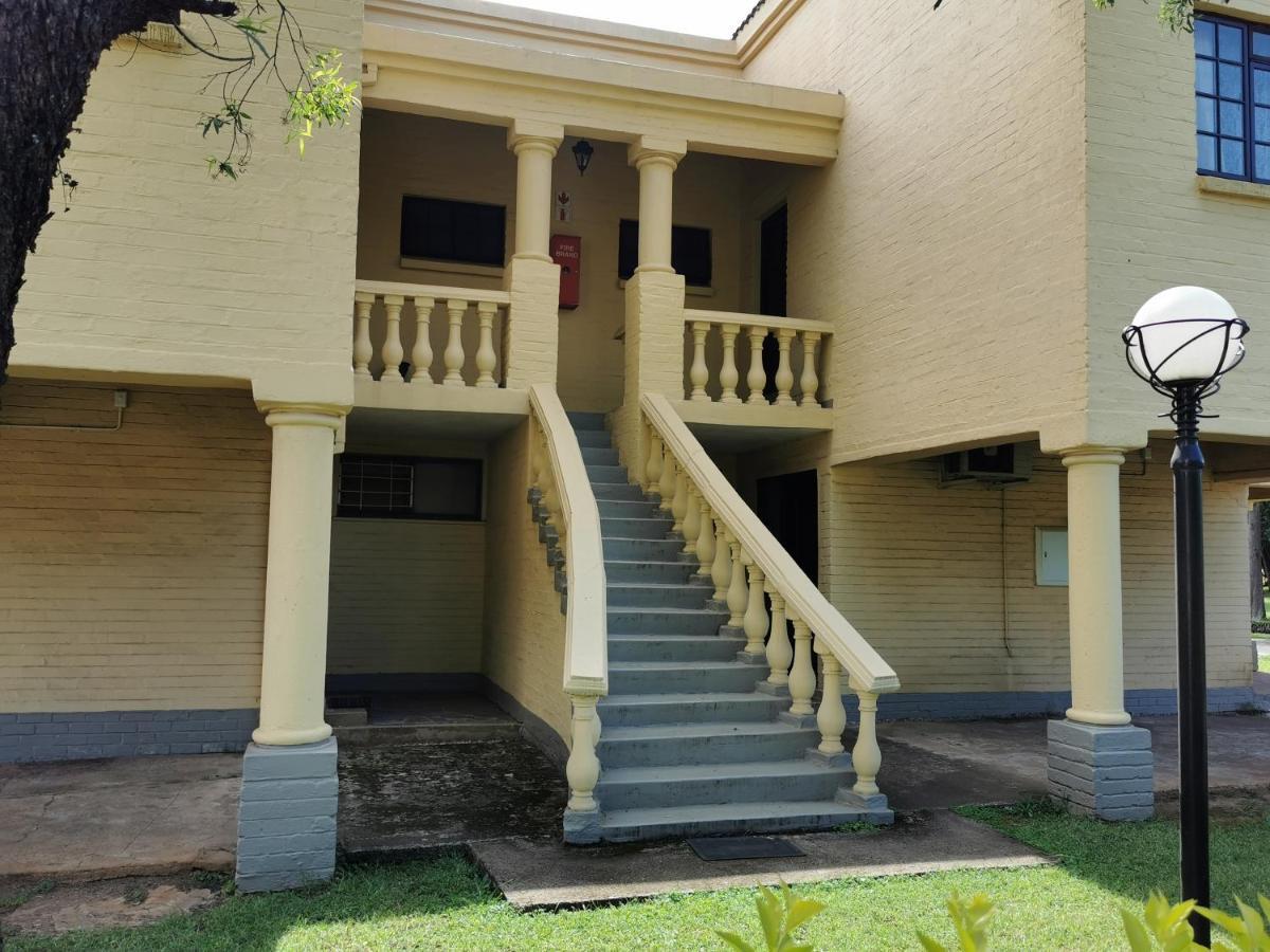Floreat Riverside Lodge And Spa Sabie Exterior foto